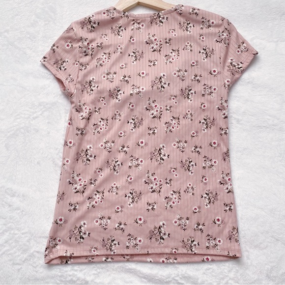 Pink Floral Split V-Neck Stretchy Summer Top - Picture 3 of 7